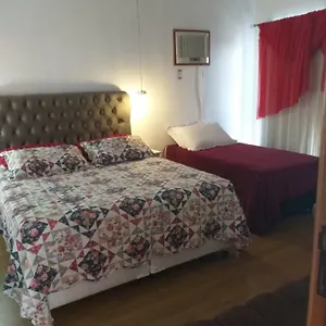 Domiciliar Agua Quarto em Acomodações Particulares